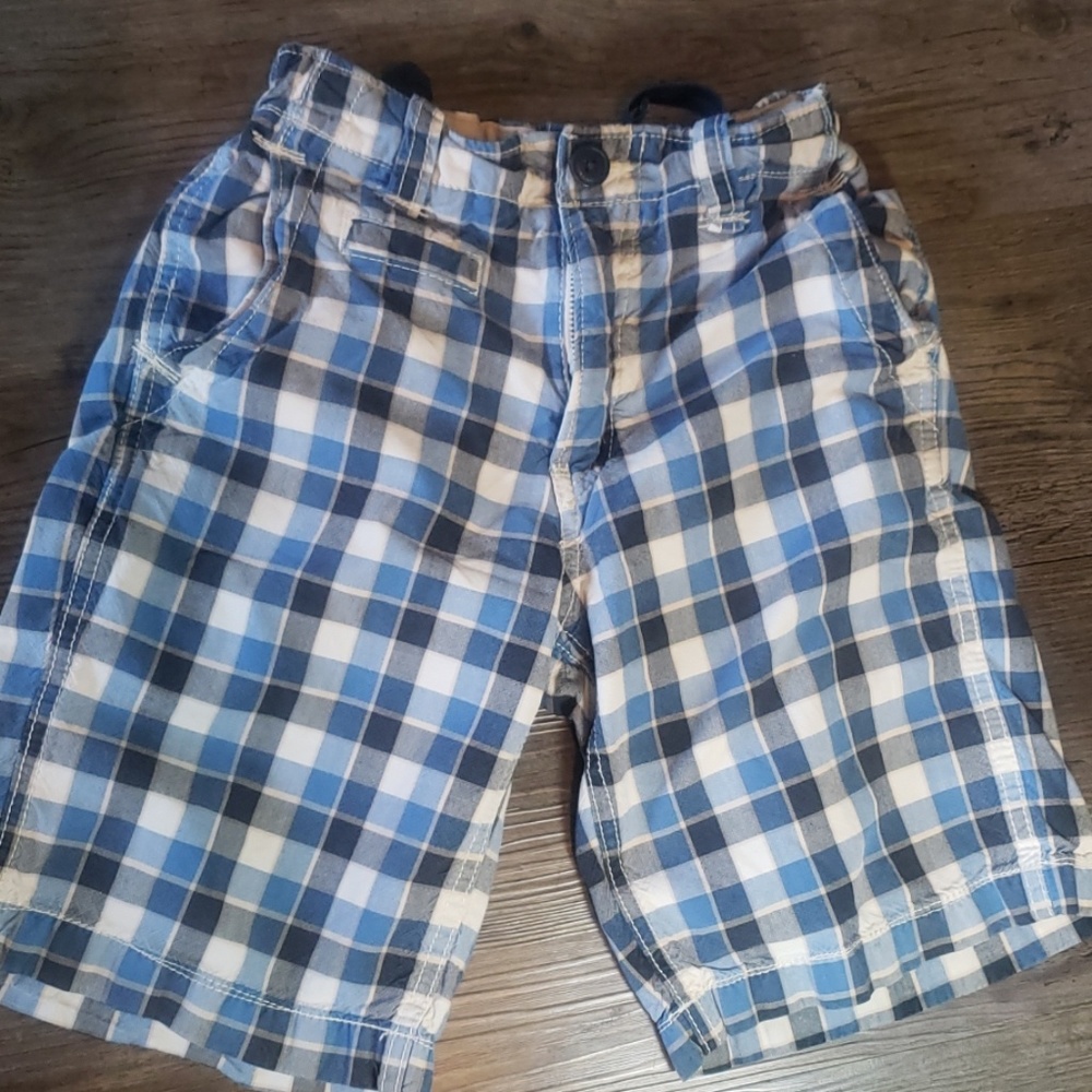 EUC Gap kids blue plaid boys shorts